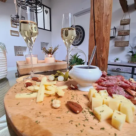 ベッド・アンド・ブレックファスト La Melusine - Le Souffle Du Saule -