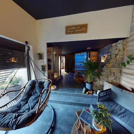La Melusine - Du Souffle Du Saule Bed & Breakfast *